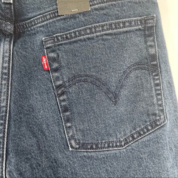 LEVI’S Wedgie Denim Jeans High Rise Tapered Leg Raw Hem Crop 99% Cotton NWT SZ29 - Picture 11 of 16